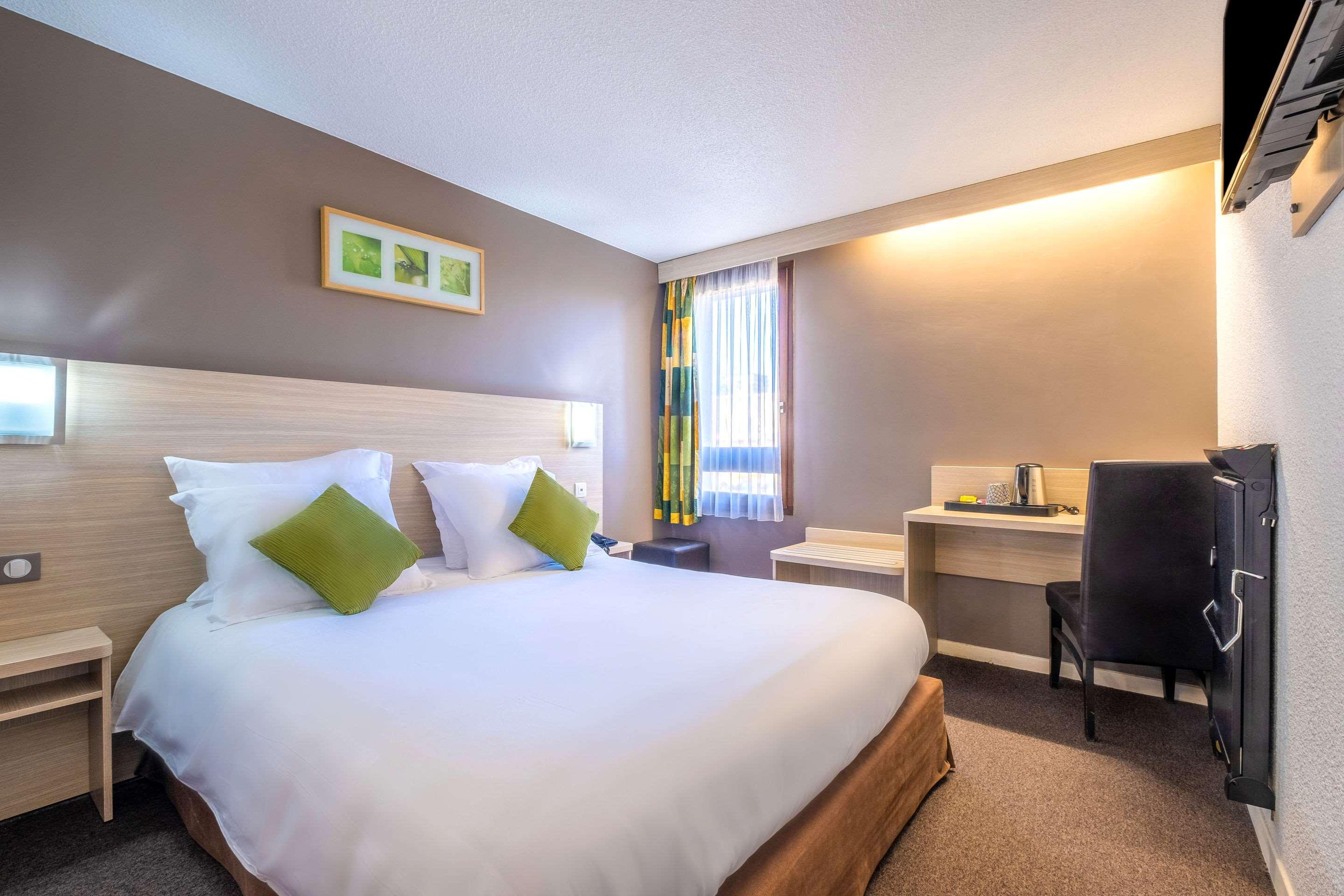 B&B Hotel Marne-La-Vallee Chelles 셸 외부 사진