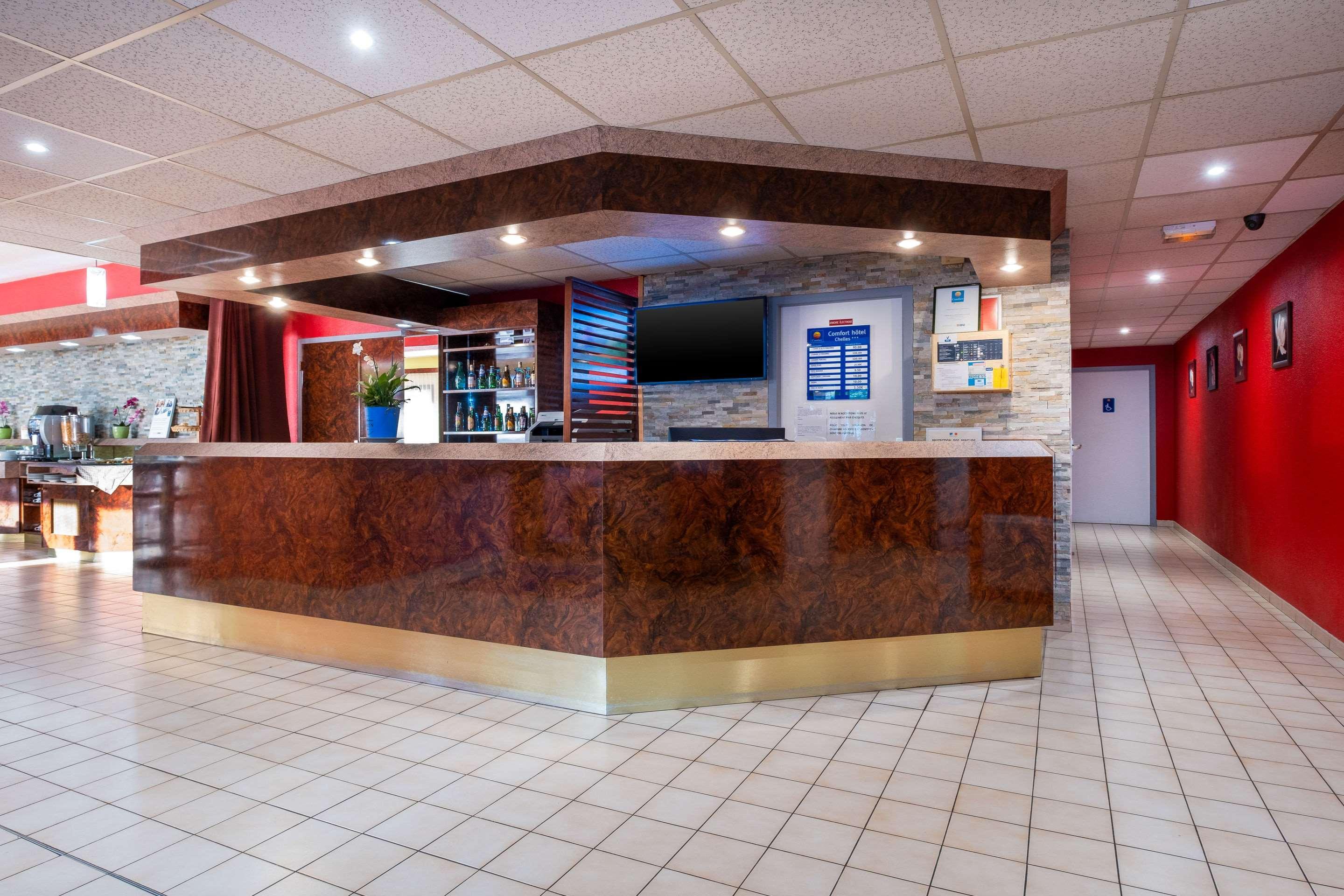 B&B Hotel Marne-La-Vallee Chelles 셸 외부 사진