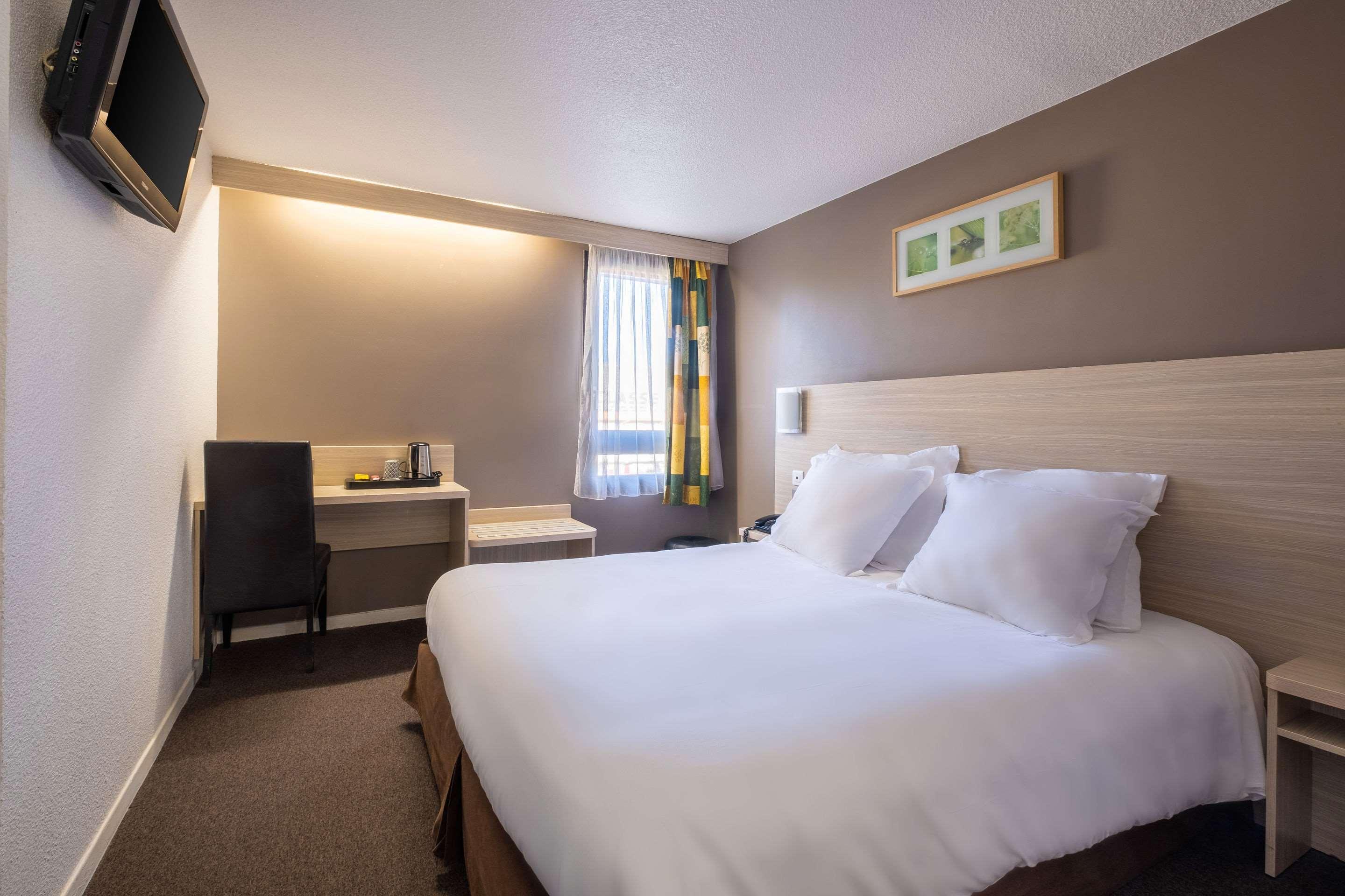 B&B Hotel Marne-La-Vallee Chelles 셸 외부 사진